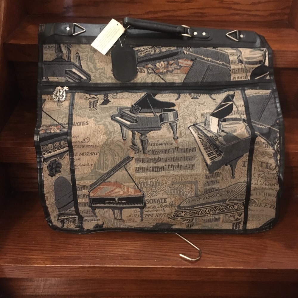 🆕 Travel Garment-Carry On Bag 🆕